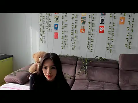 lionarey online show from 02.20.26