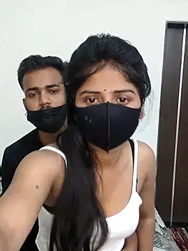 Snapshot of crazy_bebs chatting on 02.27.26 crazy bebs online show from 02.27.26