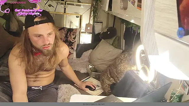 Juli Corn online show from 04.16.26