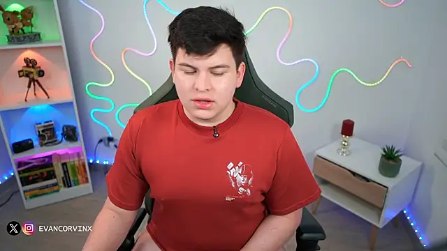 Snapshot of EvanCorvinx chatting on 02.28.26 EvanCorvinx online show from 02.28.26