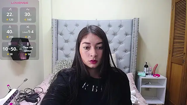 Snapshot of skarlett__36 chatting on 02.28.26 skarlett 36 online show from 02.28.26