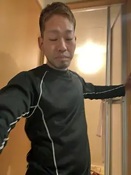 Snapshot of ryuaaaaa chatting on 04.30.26 ryuaaaaa online show from 04.30.26