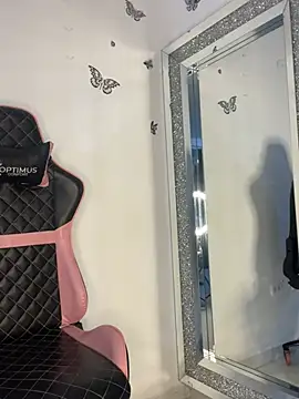 scarleth marquezz online show from 03.28.26