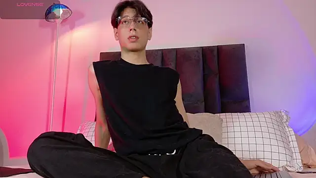 lui x dust online show from 05.09.26