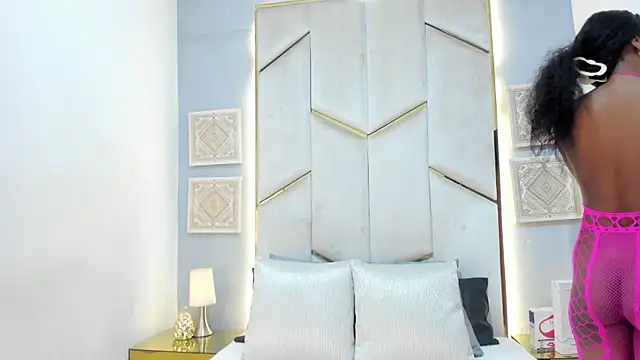 Snapshot of KarinaaCoxx chatting on 03.20.26 KarinaaCoxx online show from 03.20.26