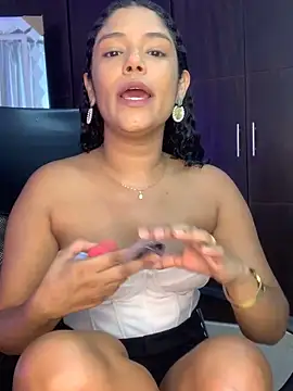 Miaafoxx   online show from 04.18.26