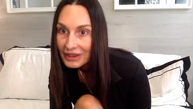 ms lara online show from 03.05.26