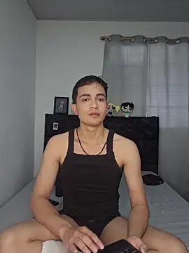 Snapshot of NewYoungHot chatting on 02.24.26 NewYoungHot online show from 02.24.26