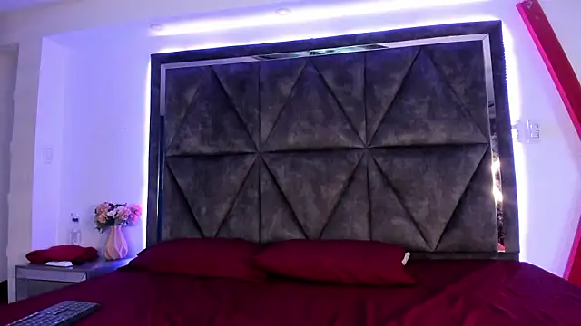 Miia Grey  online show from 02.26.26