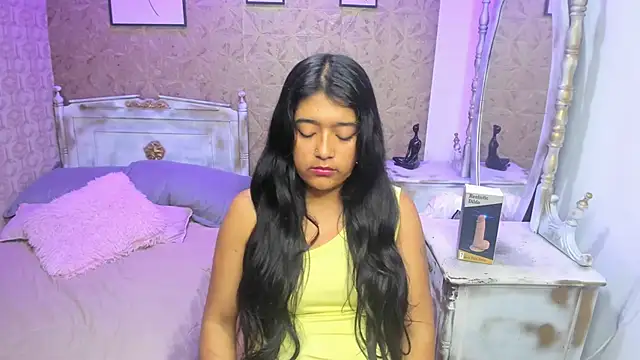 Snapshot of Mia_clk chatting on 02.26.26 Mia clk online show from 02.26.26