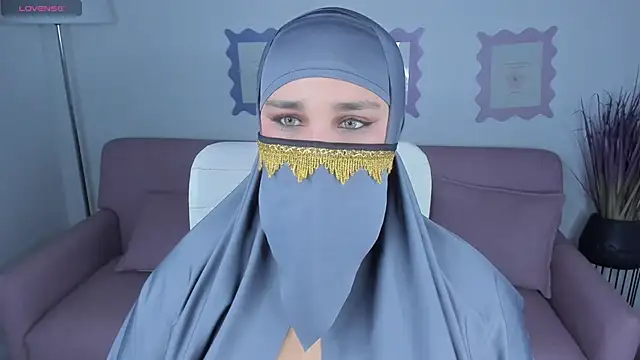 Snapshot of Samira_Zayd chatting on 02.24.26 Samira Zayd online show from 02.24.26