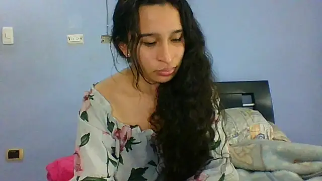 scarlettscottx  online show from 05.14.26