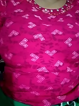 Snapshot of Karishma_bhabi99A chatting on 05.16.26 Karishma bhabi99A online show from 05.16.26