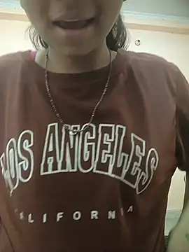 Anamika Singh0 online show from 06.24.26