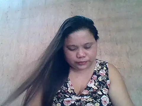 sweetlyn31 online show from 04.17.26