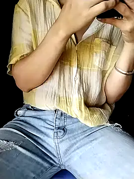 ngocbao11 online show from 04.13.26