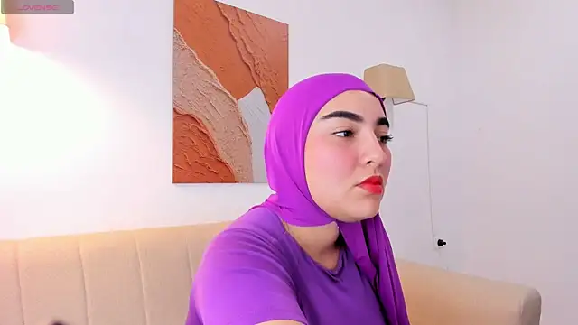 Malika Noor online show from 06.25.26