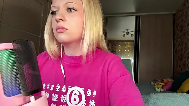 JeneeBIanks online show from 03.07.26