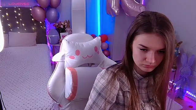 Ann Wood online show from 02.21.26