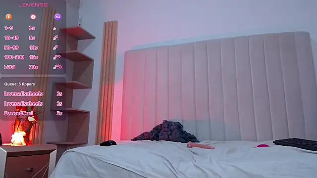 Snapshot of sirena_fuego chatting on 03.29.26 sirena fuego online show from 03.29.26