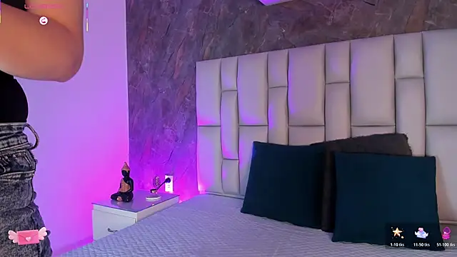 lya gomez online show from 03.25.26