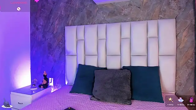 lya gomez online show from 04.05.26