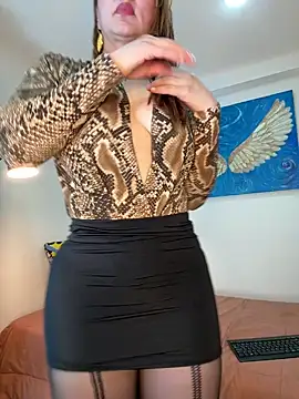 Viictoria-Jones online show from 04.15.26