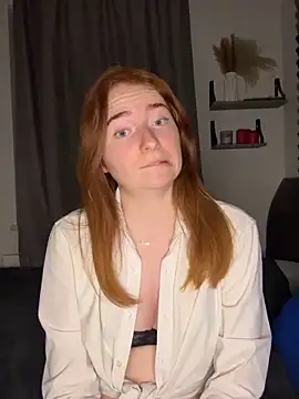 HoneyBunny18 online show from 04.09.26