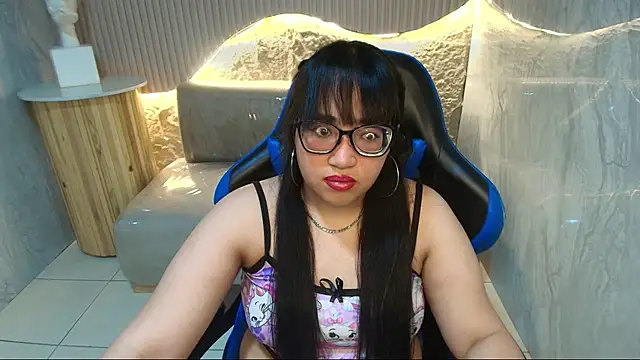 Snapshot of bunny_mich_r chatting on 02.26.26 bunny mich r online show from 02.26.26