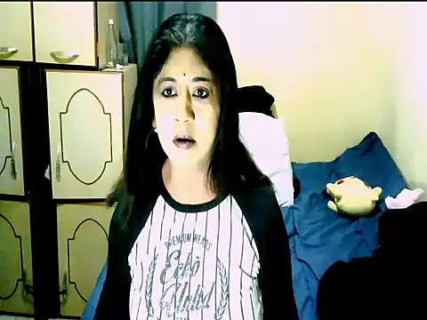 IndianPleasures21 online show from 06.30.26