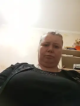 KiraStanton online show from 05.29.26