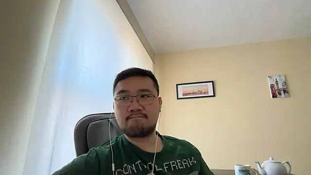 Snapshot of jasonryu2025 chatting on 03.18.26 jasonryu2025 online show from 03.18.26