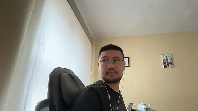 Snapshot of jasonryu2025 chatting on 04.02.26 jasonryu2025 online show from 04.02.26