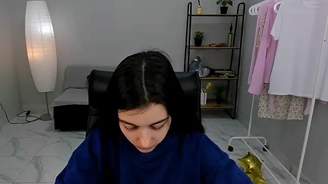 Lilian Merf online show from 03.25.26