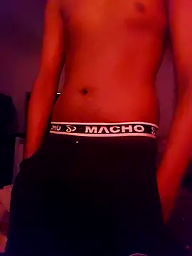Snapshot of thewoofyguy chatting on 04.24.26 thewoofyguy online show from 04.24.26