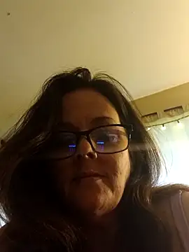 Snapshot of sexyhotcheryl chatting on 04.10.26 sexyhotcheryl online show from 04.10.26