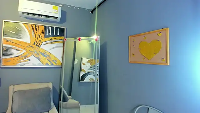 Snapshot of cailing_ chatting on 04.07.26 cailing online show from 04.07.26