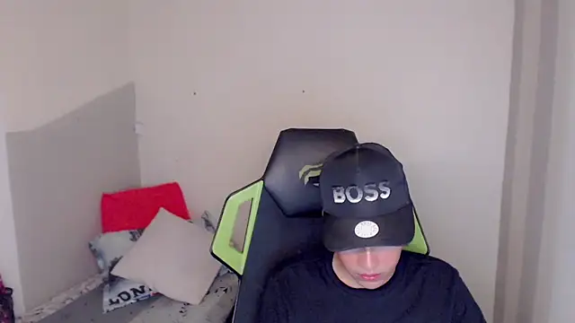 Street poemm  online show from 04.06.26