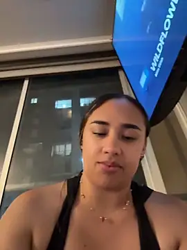 Eyssha online show from 03.05.26