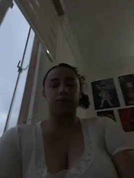Eyssha online show from 05.04.26