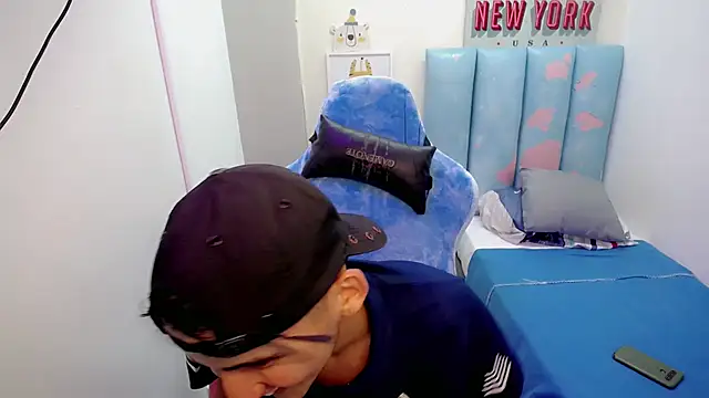 Houston bby  online show from 02.22.26