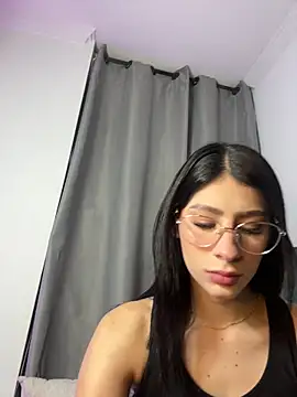 Snapshot of Dasha_Be chatting on 04.20.26 Dasha Be online show from 04.20.26