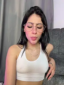Snapshot of Dasha_Be chatting on 04.30.26 Dasha Be online show from 04.30.26