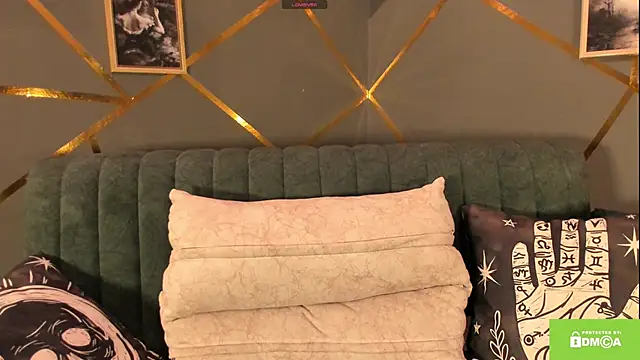 Esmeralda16 online show from 04.19.26