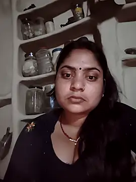 Aanushaka online show from 04.14.26