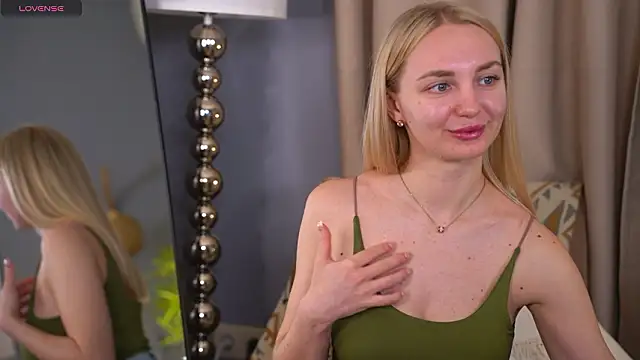 BabyBeckkky online show from 03.02.26