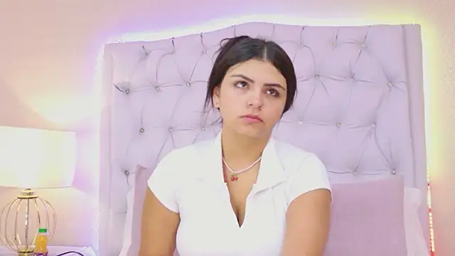 EmmaLeens online show from 04.03.26