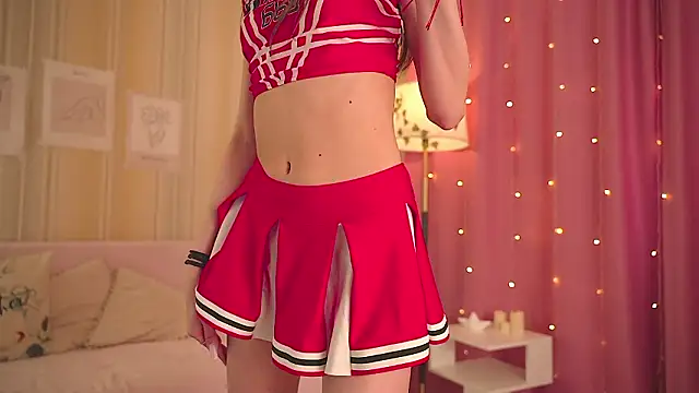 Snapshot of starfromsky chatting on 02.28.26 starfromsky online show from 02.28.26