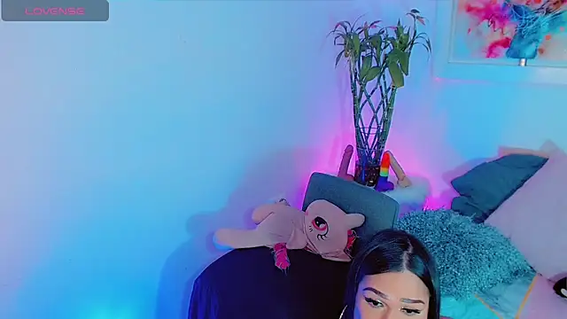 Snapshot of hot_luckyangel01 chatting on 02.27.26 hot luckyangel01 online show from 02.27.26