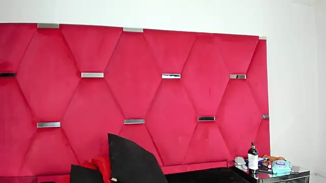 Alicee Grey online show from 04.14.26